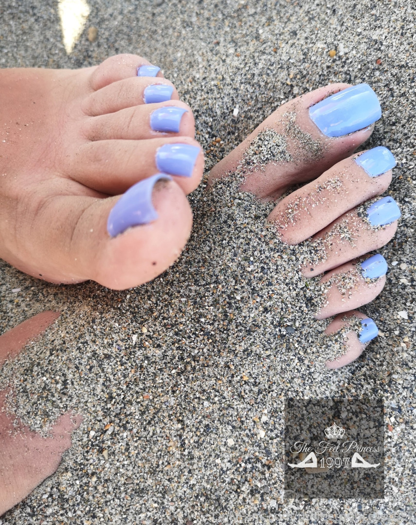Photo by thefeetprincess1997 published on June 13,2023 00:12:36 - BestThots