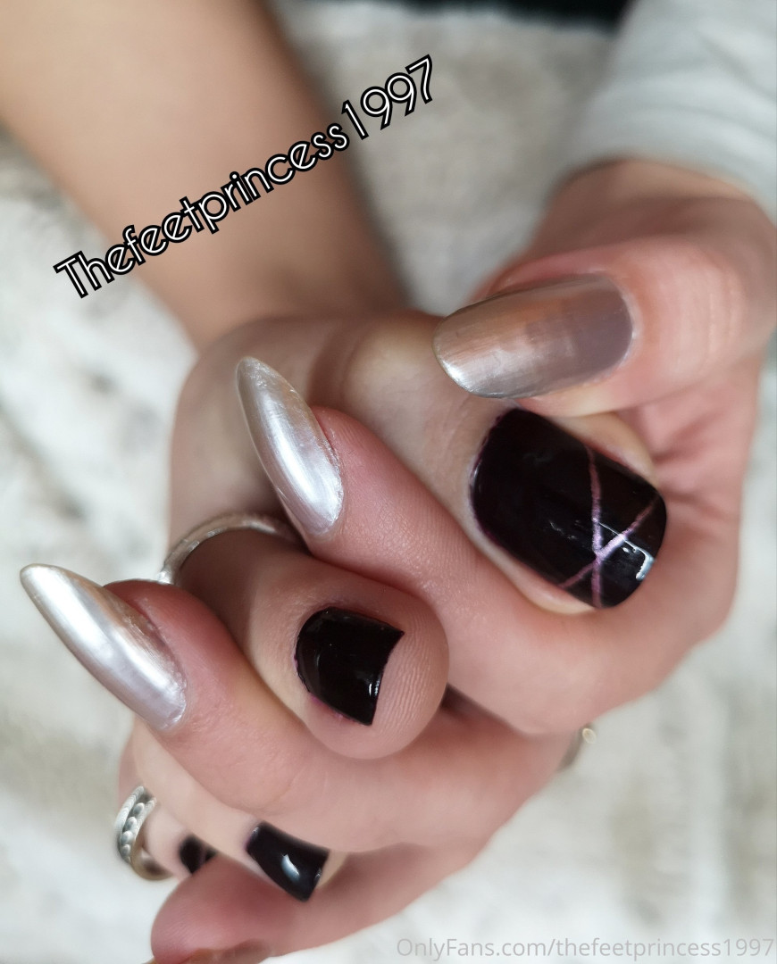Photo by thefeetprincess1997 published on June 13,2023 00:15:03 - BestThots