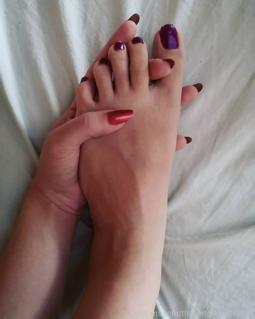 Photo by thefeetprincess1997 published on June 13,2023 00:40:41 - BestThots