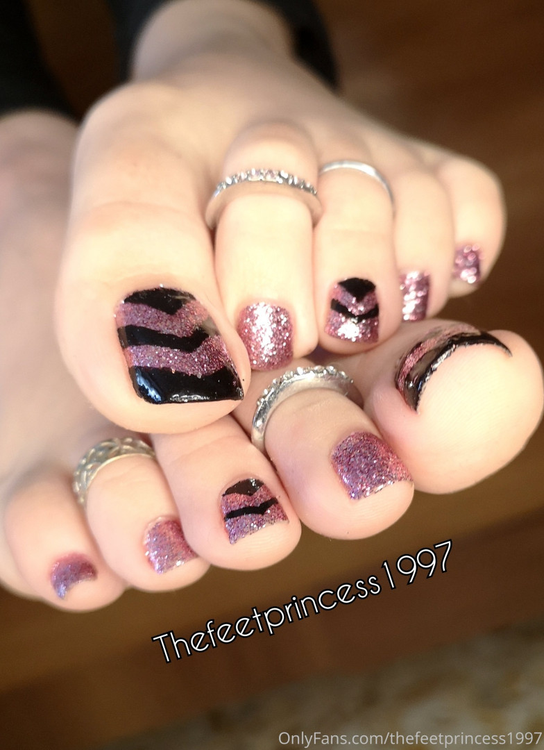 Photo by thefeetprincess1997 published on June 13,2023 00:43:16 - BestThots