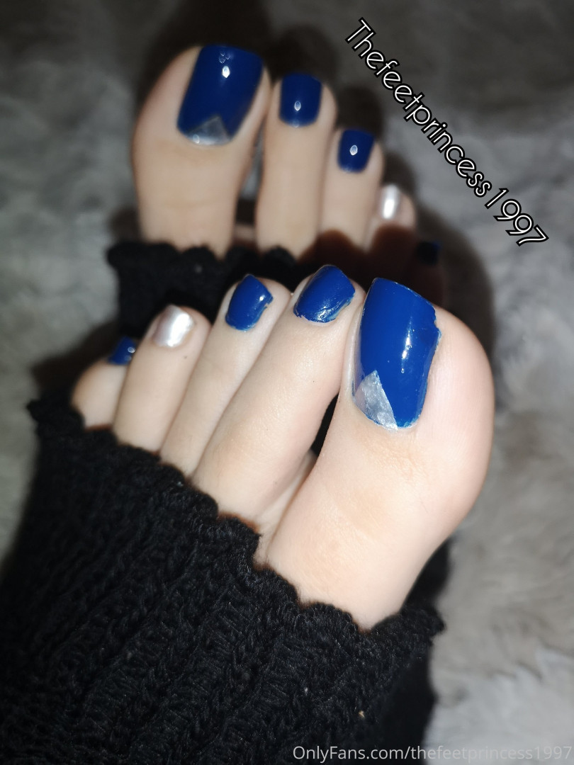 Photo by thefeetprincess1997 published on June 13,2023 00:45:39 - BestThots