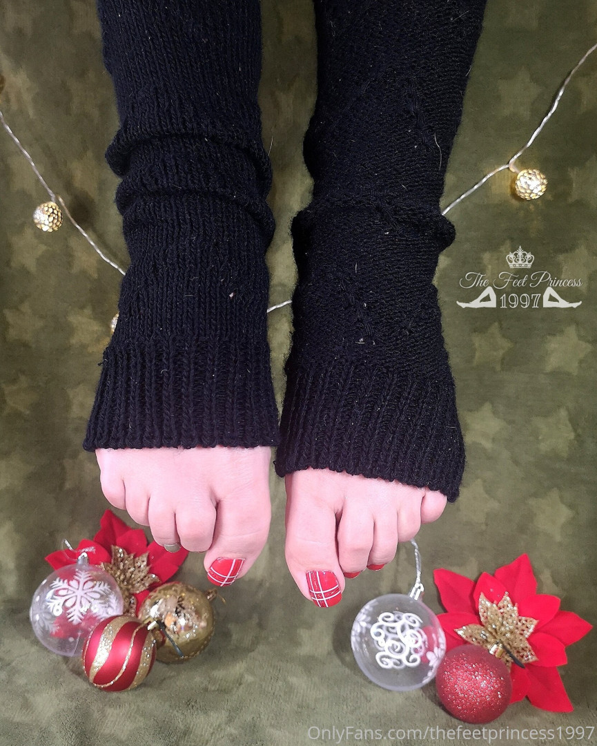 Photo by thefeetprincess1997 published on June 13,2023 00:56:30 - BestThots