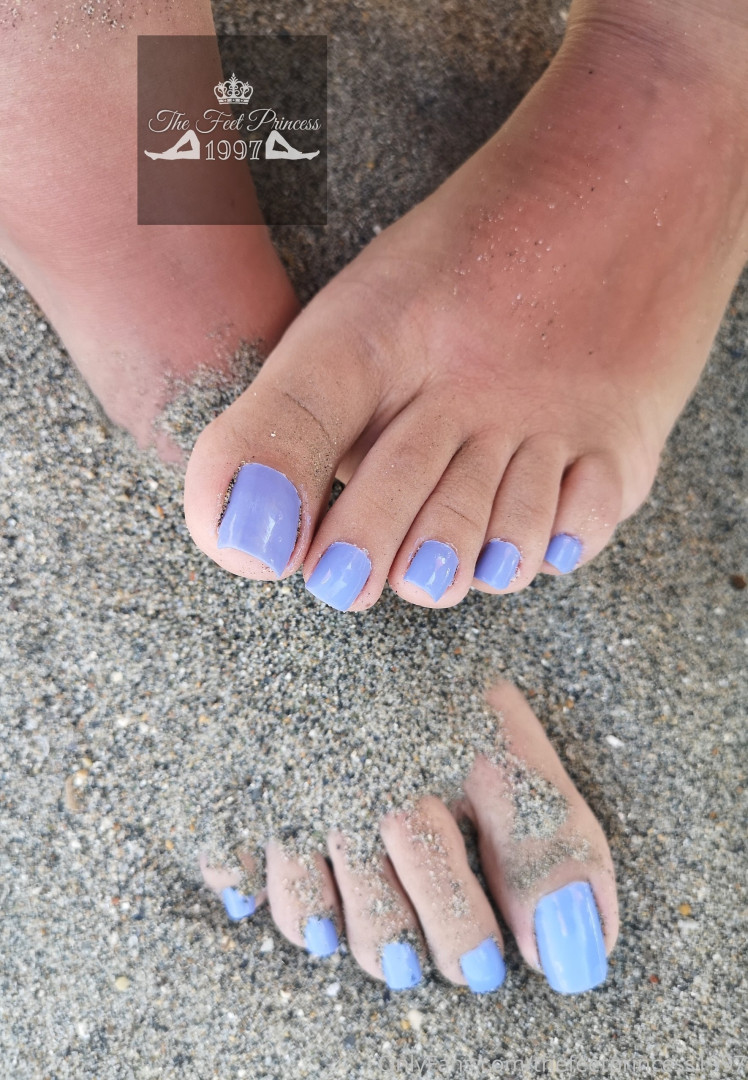 Photo by thefeetprincess1997 published on June 13,2023 00:57:34 - BestThots