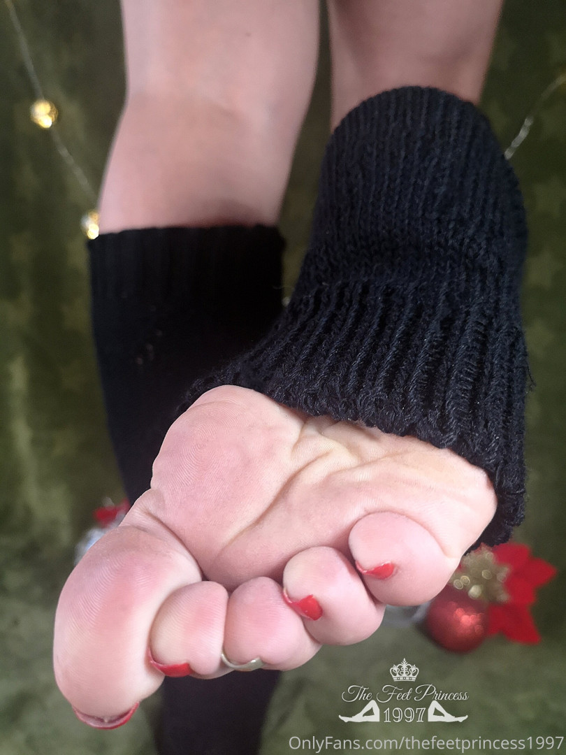 Photo by thefeetprincess1997 published on June 13,2023 00:58:33 - BestThots