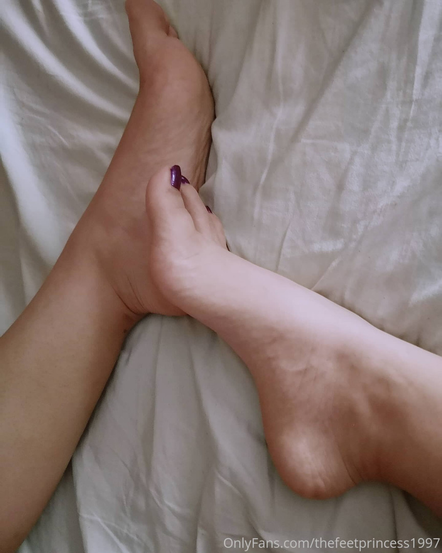 Photo by thefeetprincess1997 published on June 13,2023 00:58:37 - BestThots