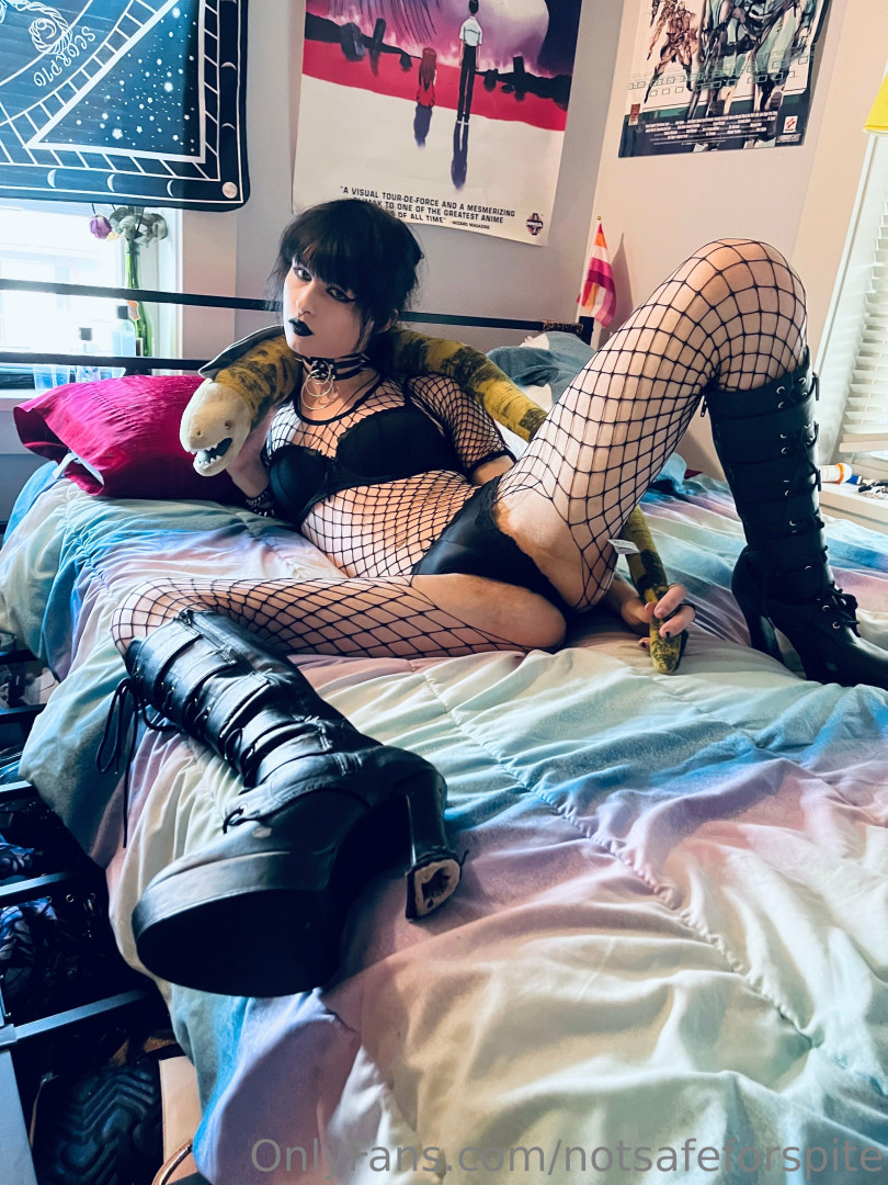 Photo by notsafeforspite published on June 26,2023 00:55:47 - BestThots