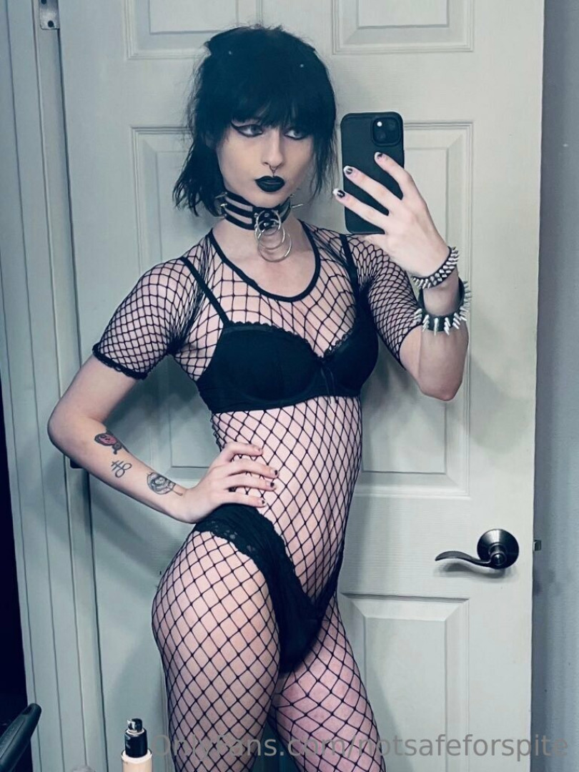 Photo by notsafeforspite published on June 26,2023 00:55:59 - BestThots