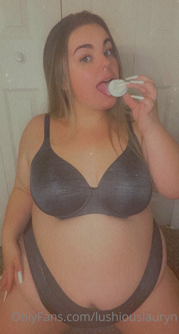 Photo by sugarsweetbbw published on May 17,2023 13:24:10 - BestThots