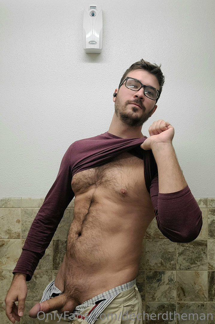 Photo by decherdtheman published on August 2,2023 12:20:04 - BestThots