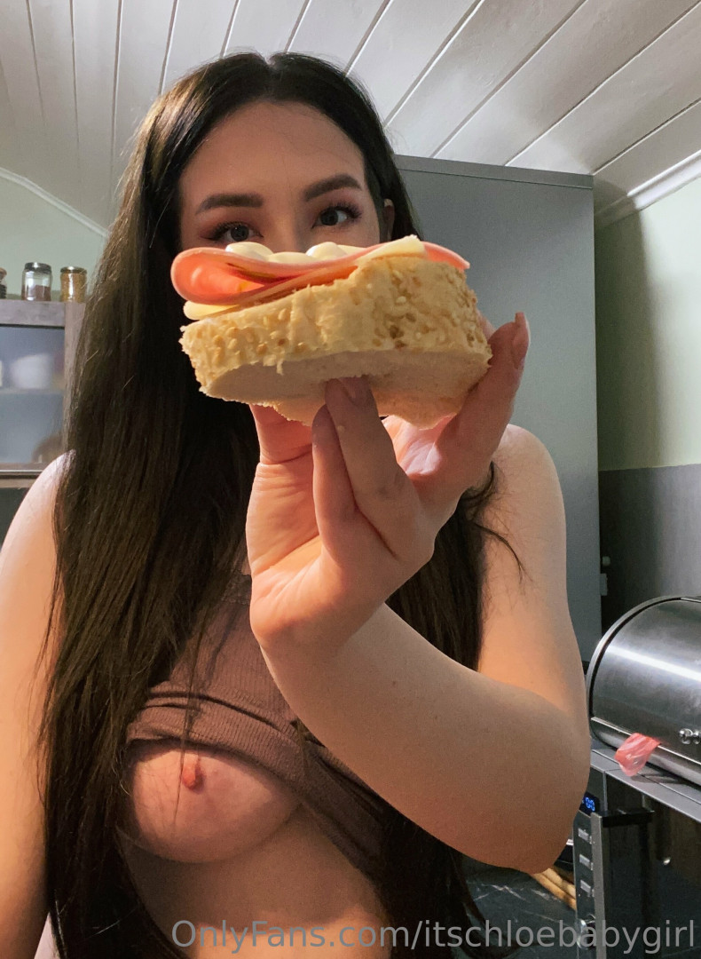 Photo by itschloebabygirl published on May 25,2023 08:25:24 - BestThots