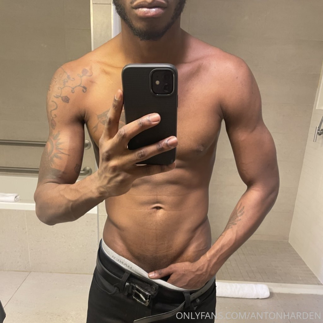 Photo by antonharden published on October 13,2023 15:19:30 - BestThots