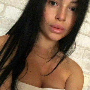 mila.moore #2333255