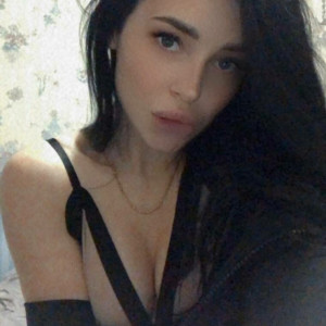 mila.moore #2333257
