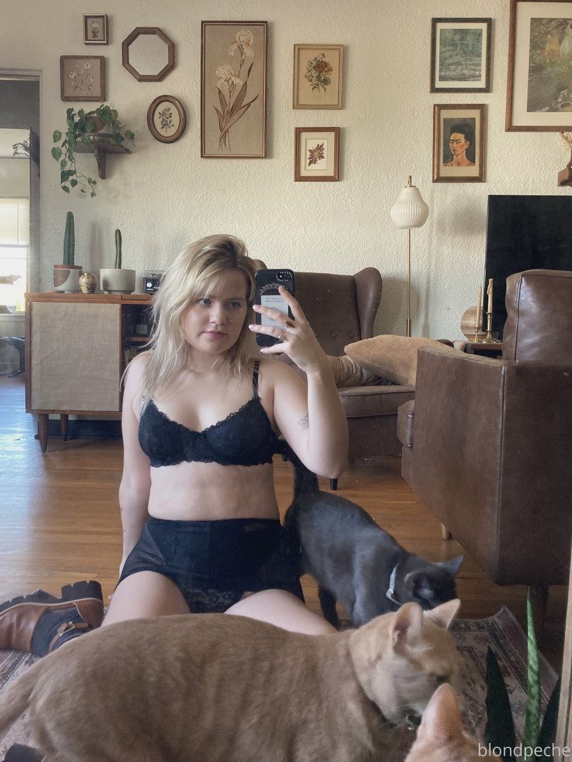 Photo by blondpeche published on June 11,2023 00:36:44 - BestThots