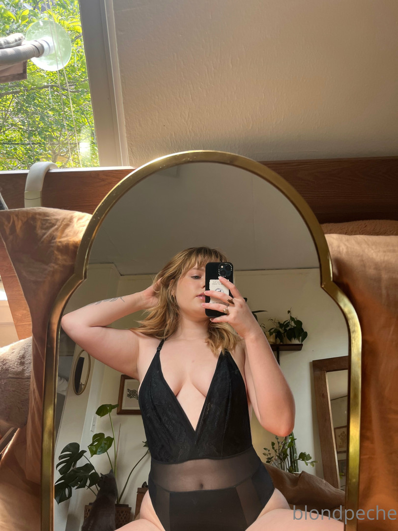 Photo by blondpeche published on June 11,2023 00:38:52 - BestThots