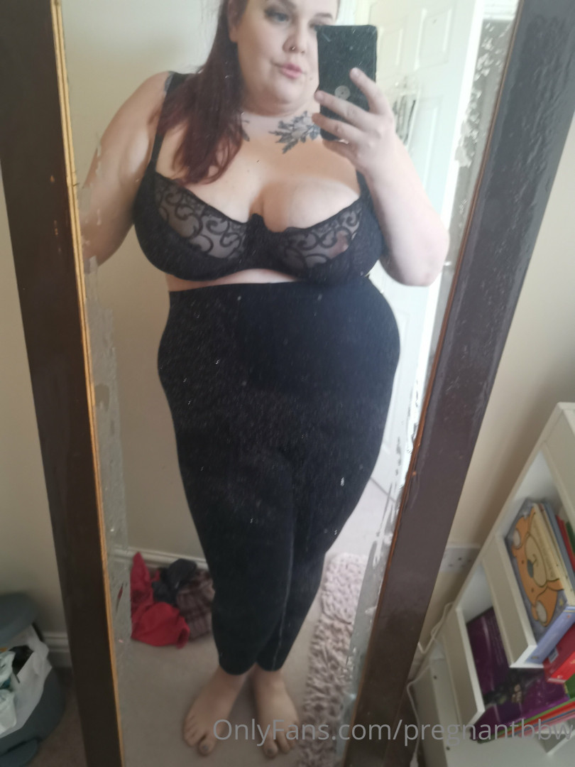 Photo by pregnantbbw published on July 5,2023 15:56:05 - BestThots