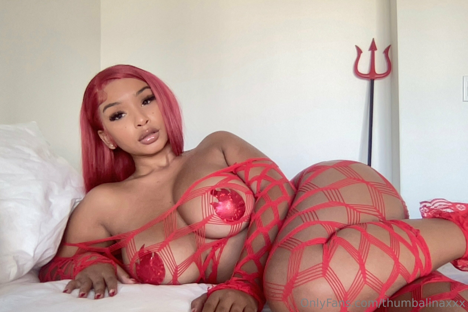 Photo by thumbalinaxxx published on May 16,2023 18:33:28 - BestThots