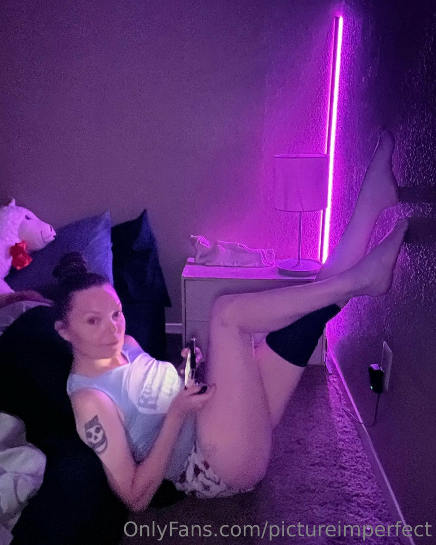 Photo by pictureimperfect published on May 19,2023 12:29:07 - BestThots