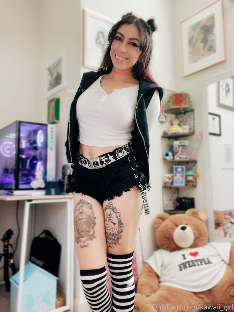 Photo by kawaii_girl published on October 16,2023 22:50:11 - BestThots