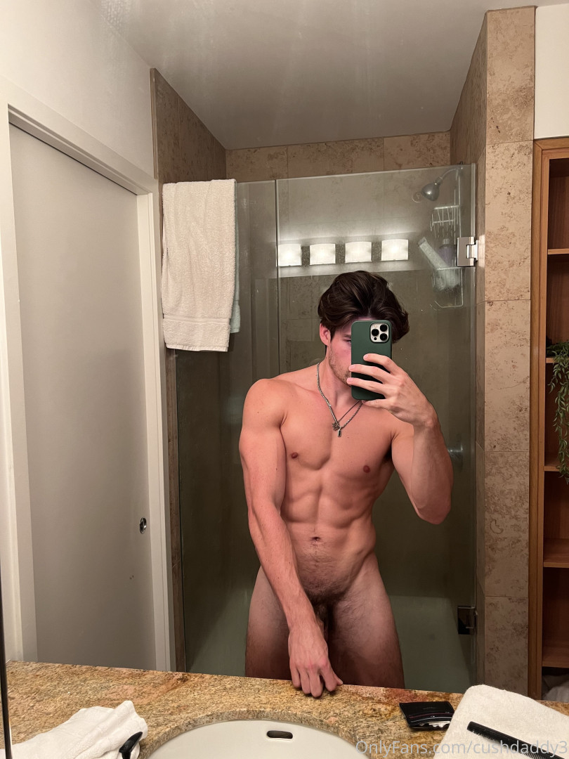 Photo by cushdaddyextras published on October 15,2023 23:26:01 - BestThots