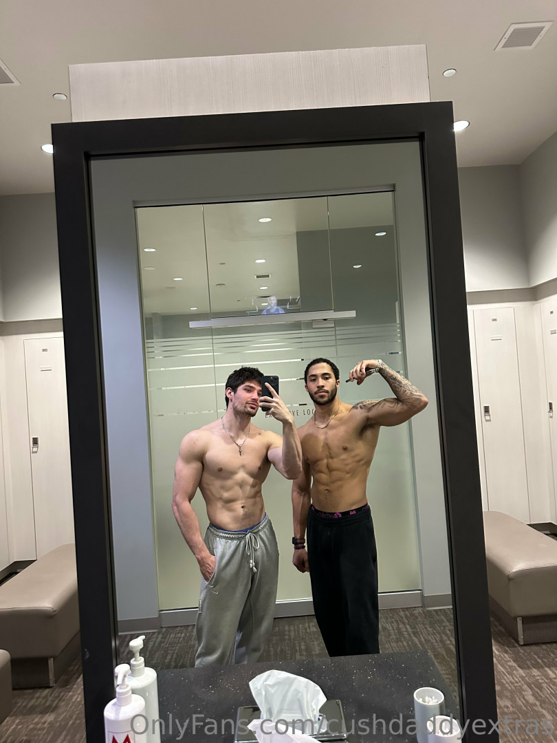 Photo by cushdaddyextras published on October 15,2023 23:27:48 - BestThots