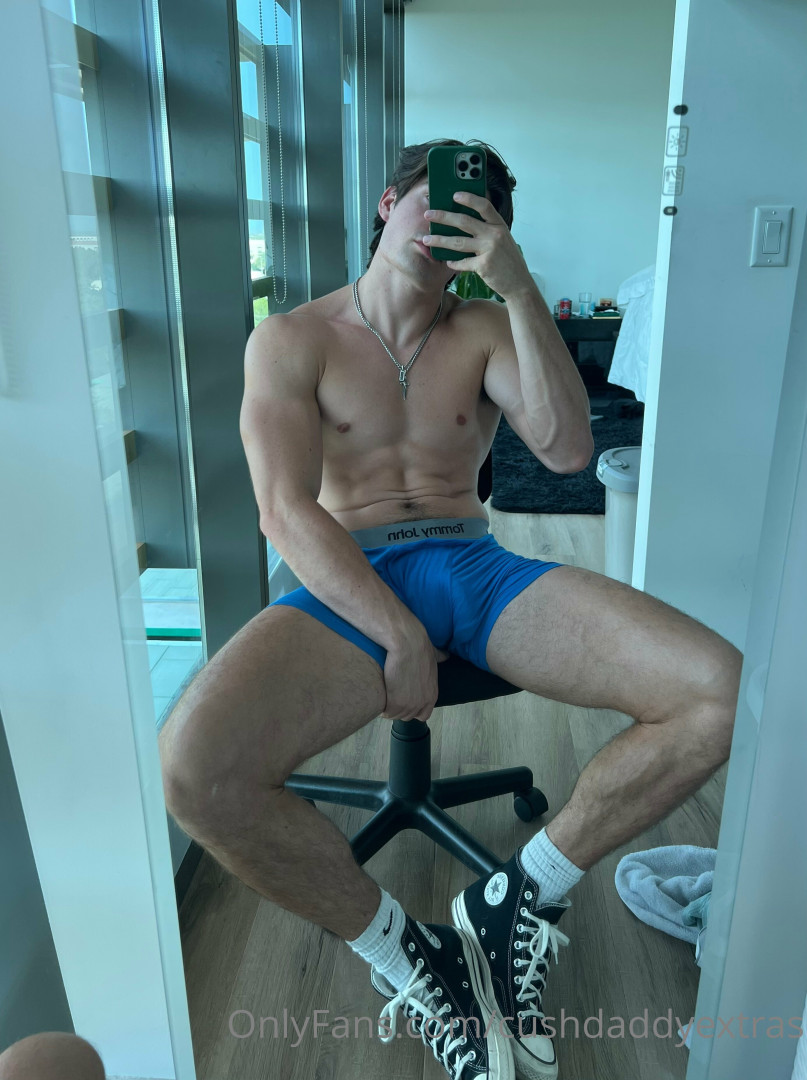 Photo by cushdaddyextras published on January 11,2024 19:34:40 - BestThots