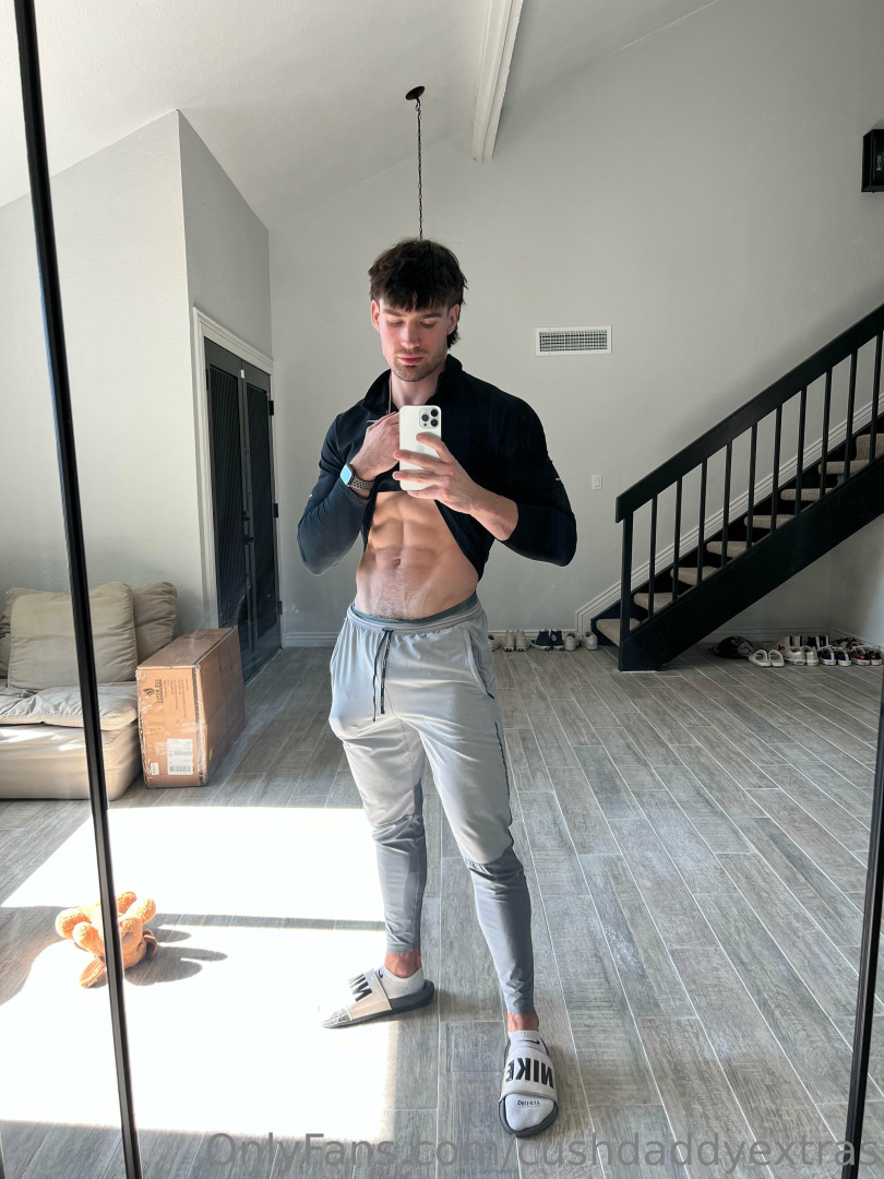 Photo by cushdaddyextras published on January 11,2024 19:34:55 - BestThots