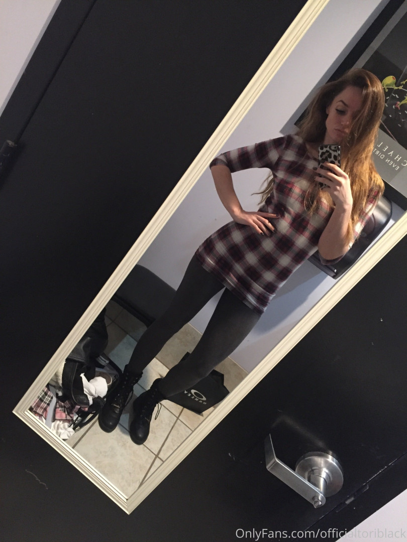 Photo by officialtoriblack published on July 5,2023 23:11:51 - BestThots
