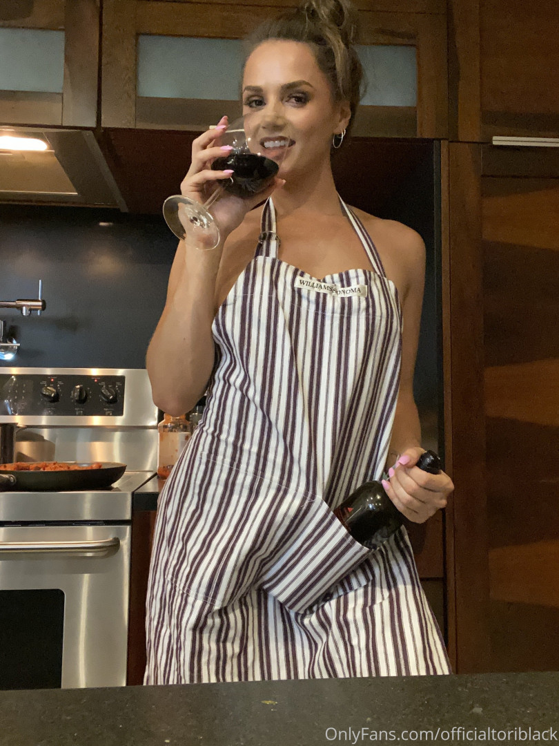 Photo by officialtoriblack published on July 5,2023 23:12:48 - BestThots