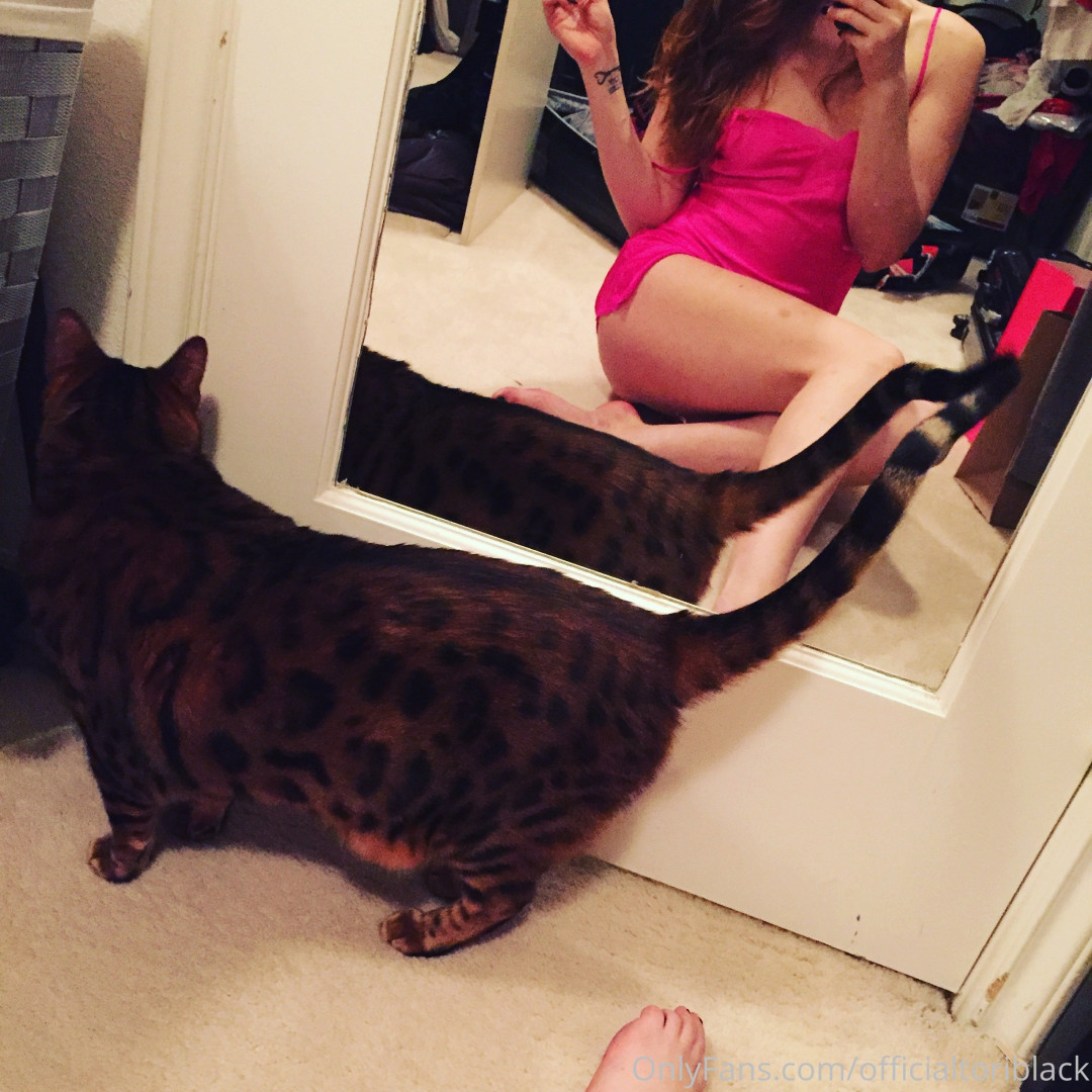 Photo by officialtoriblack published on July 5,2023 23:31:25 - BestThots