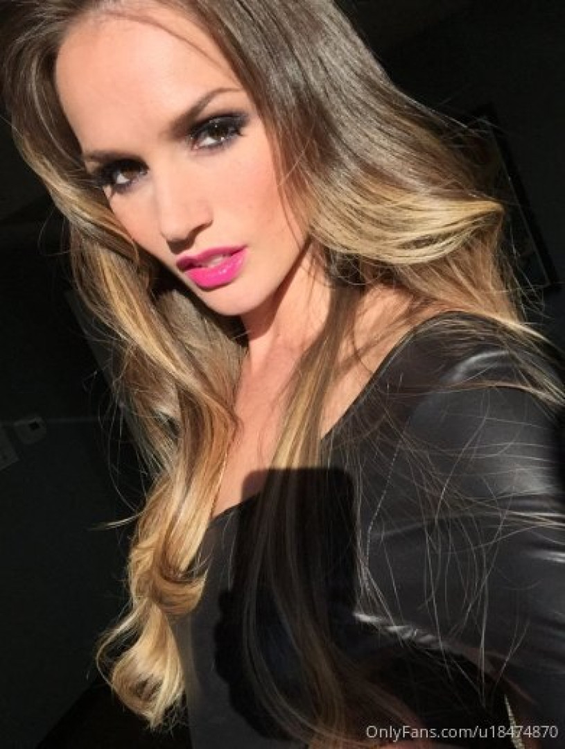 Photo by officialtoriblack published on July 5,2023 23:40:19 - BestThots