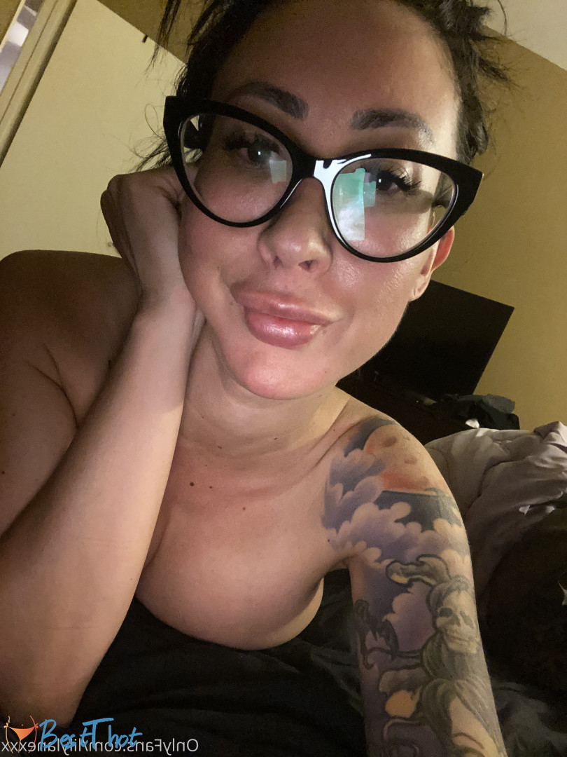 Photo by lilylanexxx published on December 18,2024 19:09:40 - BestThots