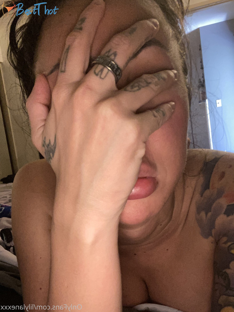 Photo by lilylanexxx published on December 18,2024 20:06:55 - BestThots