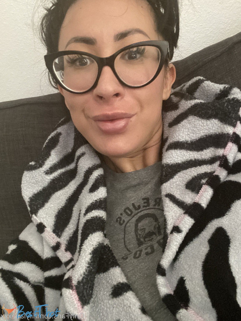Photo by lilylanexxx published on December 18,2024 21:05:43 - BestThots
