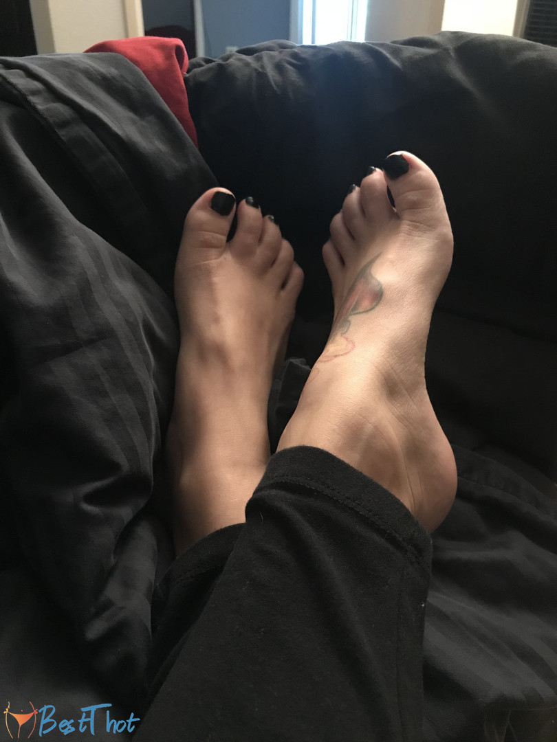 Photo by lilylanexxx published on December 18,2024 23:06:06 - BestThots