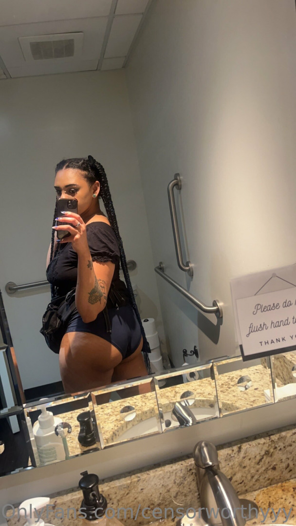 Photo by censorworthyyy published on May 29,2023 07:57:25 - BestThots