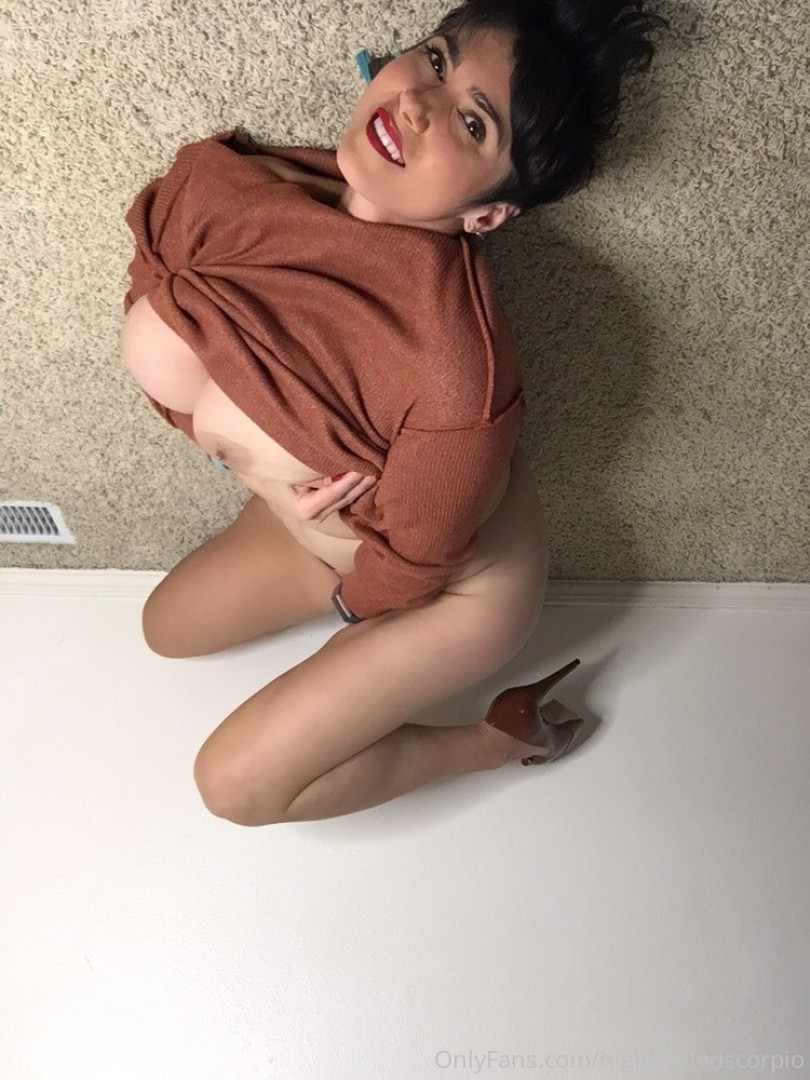 Photo by highheeledscorpio published on October 13,2023 17:43:22 - BestThots