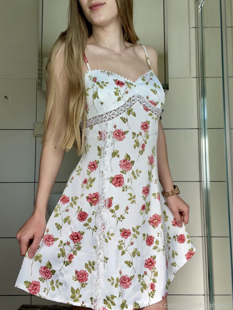 Photo by sweetheartxo21 published on October 17,2023 03:59:54 - BestThots