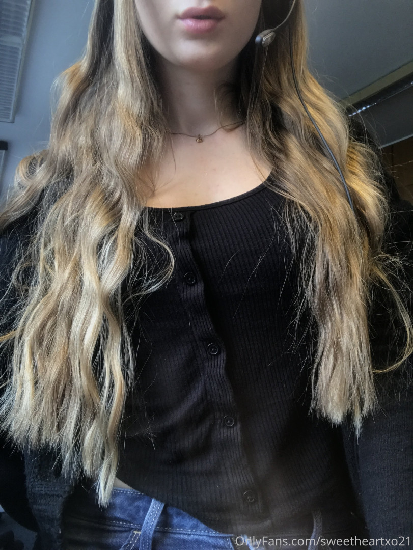 Photo by sweetheartxo21 published on October 17,2023 04:08:26 - BestThots