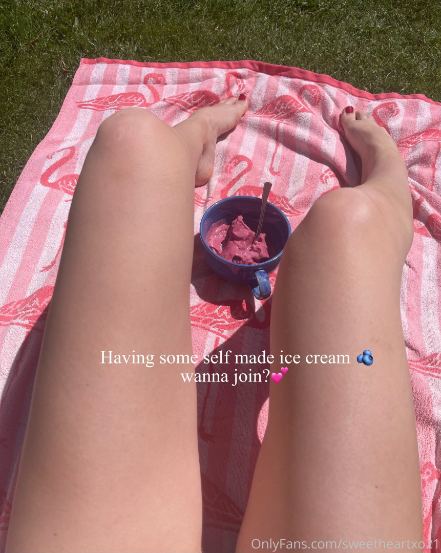 Photo by sweetheartxo21 published on October 17,2023 04:10:34 - BestThots