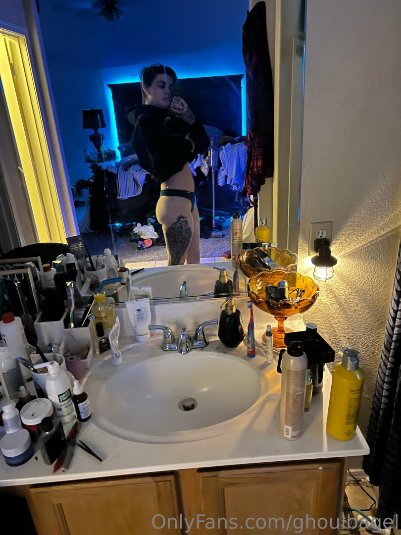 Photo by ghoulbagel published on July 29,2023 10:39:07 - BestThots