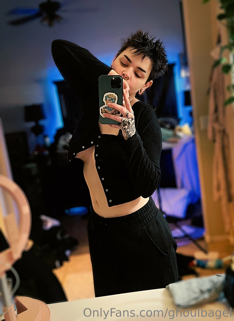 Photo by ghoulbagel published on July 29,2023 10:41:35 - BestThots