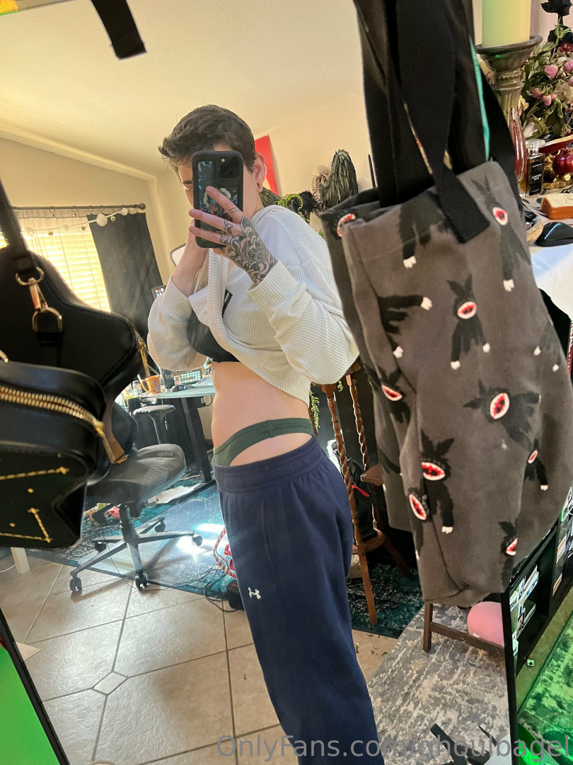 Photo by ghoulbagel published on July 29,2023 10:42:10 - BestThots