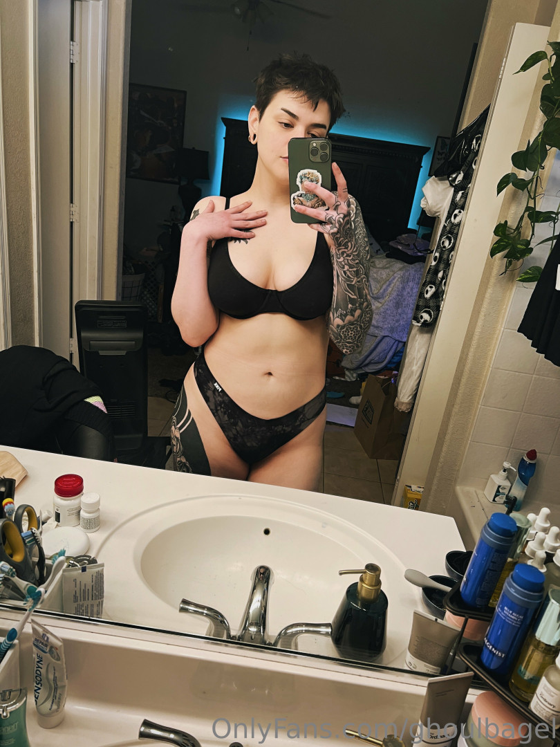 Photo by ghoulbagel published on July 29,2023 10:42:33 - BestThots