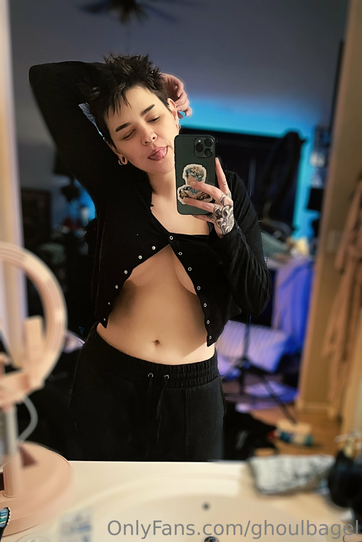 Photo by ghoulbagel published on July 29,2023 10:43:07 - BestThots