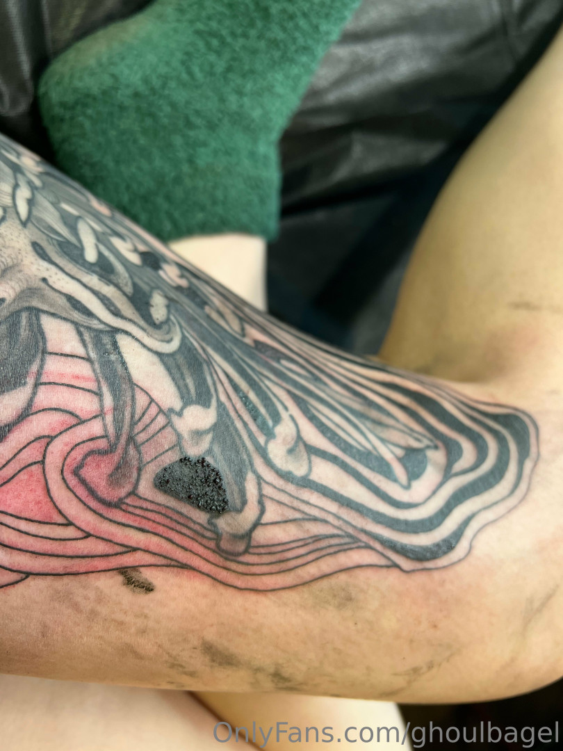 Photo by ghoulbagel published on January 15,2024 18:36:22 - BestThots