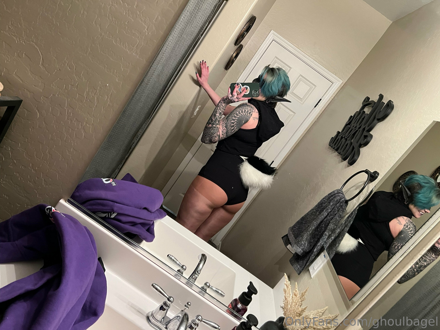 Photo by ghoulbagel published on January 15,2024 18:36:36 - BestThots