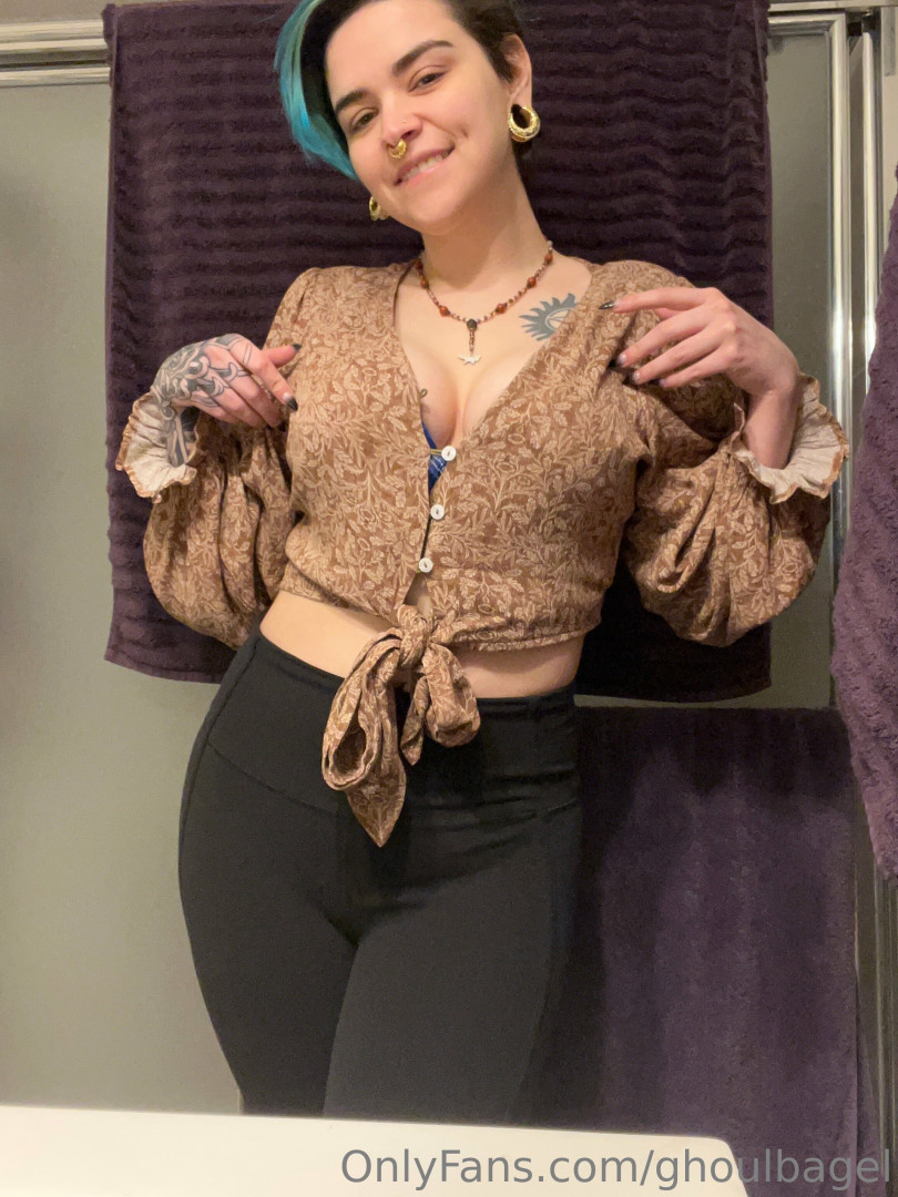 Photo by ghoulbagel published on January 15,2024 18:36:46 - BestThots