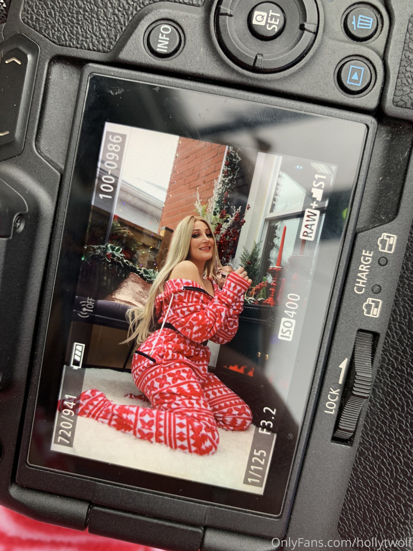 Photo by hollytwolf published on October 15,2023 06:42:43 - BestThots