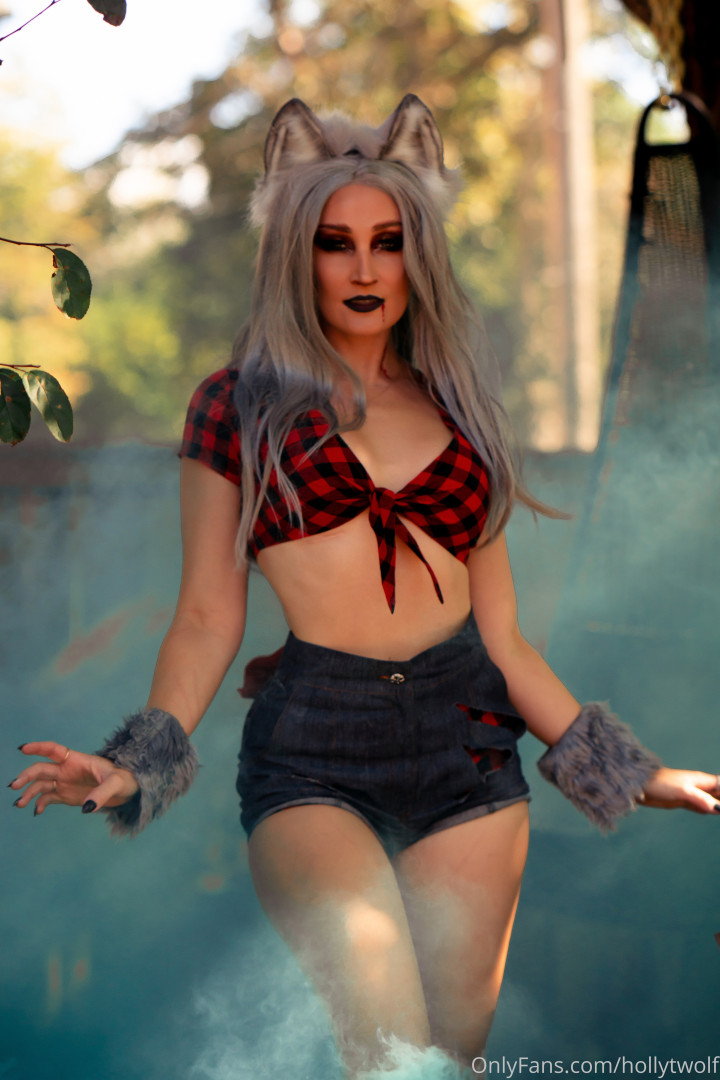 Photo by hollytwolf published on October 15,2023 06:50:45 - BestThots